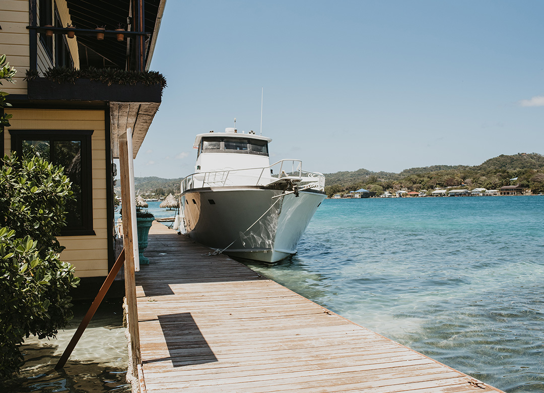 Boat trips on Roatan